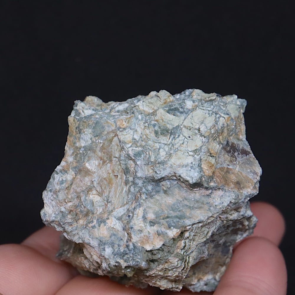 超レア！デマントイド アンドラダイト 63.7g ガーネット柘榴石 AND177