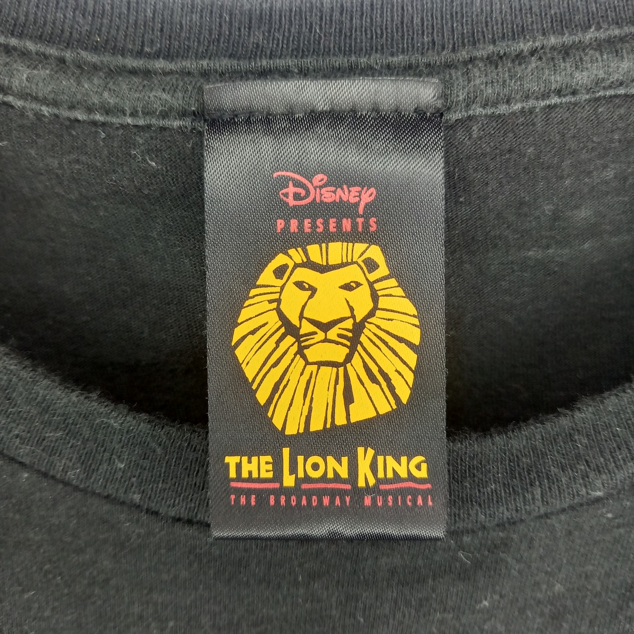 ディズニー　ライオンキング　クルーネック　カットソー　半袖　ビッグロゴ　黒　L