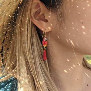 【Nach】　Red parrot earrings