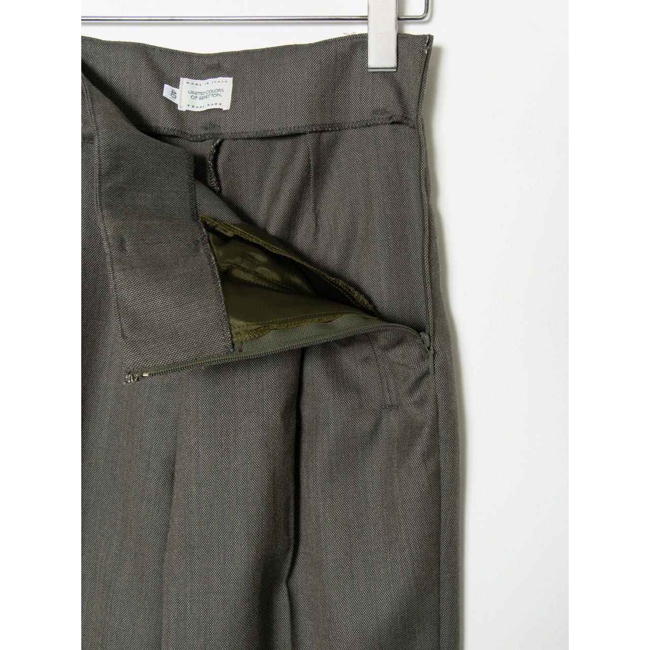 【UNITED COLORS OF BENETTON】Made in Italy wool slacks（ベネトン イタリア製ウールスラックス）10d