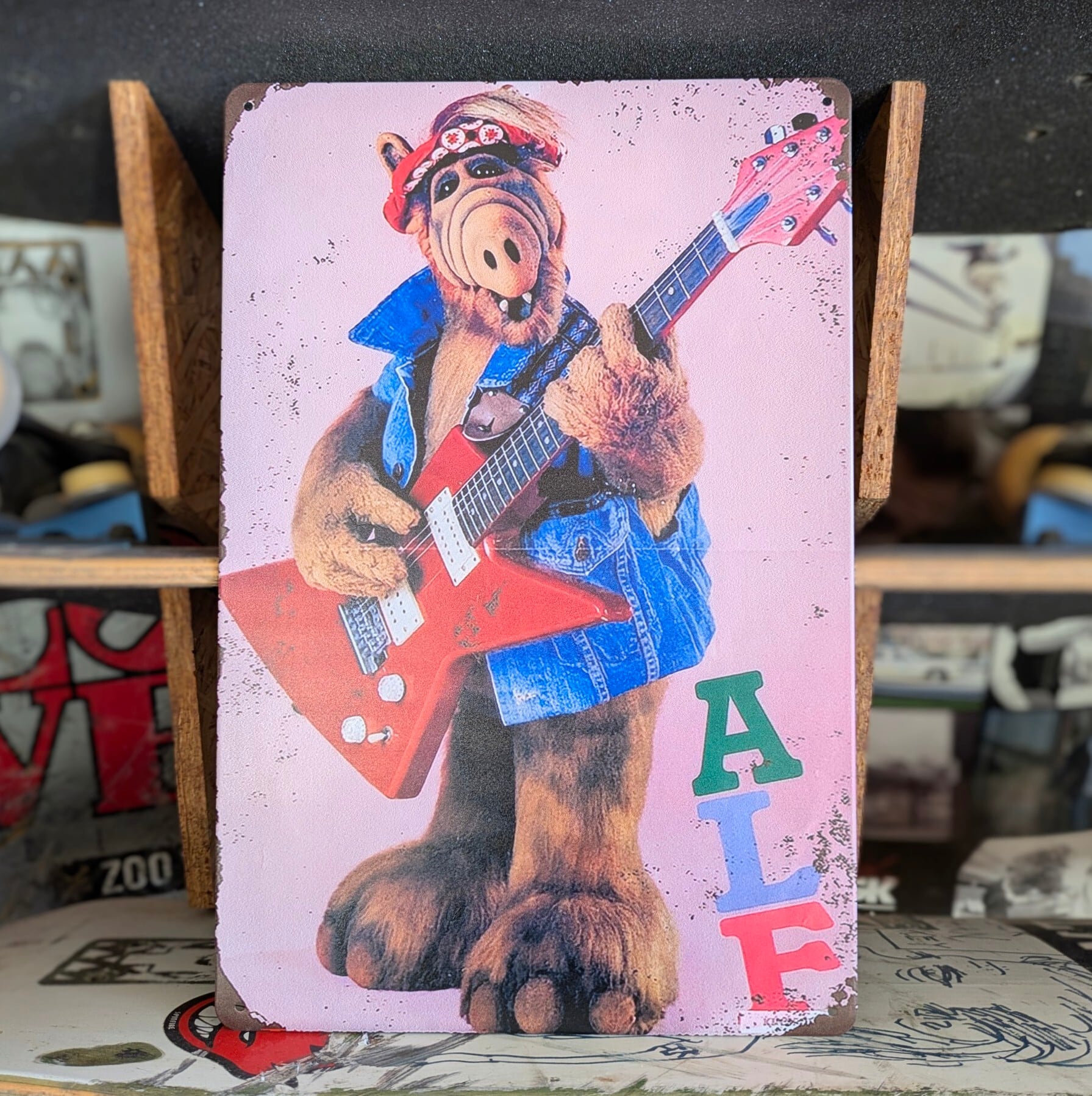送料無料！ちょうどいいブリキ看板 ビンテージ加工【アルフ（ALF）】 『 ギター 』 〚アメリカン雑貨 アメトイ〛
