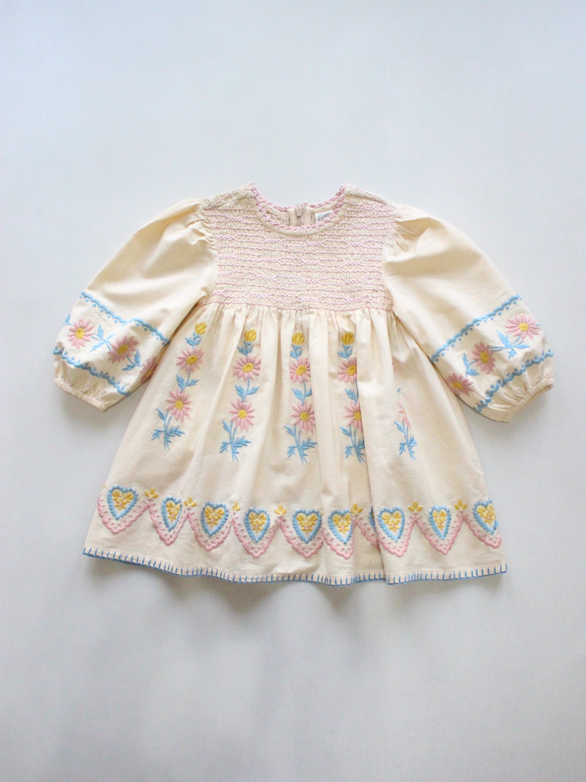 apolina サンドレス 2025年最新】apolina kidsの人気アイテム - メルカリ