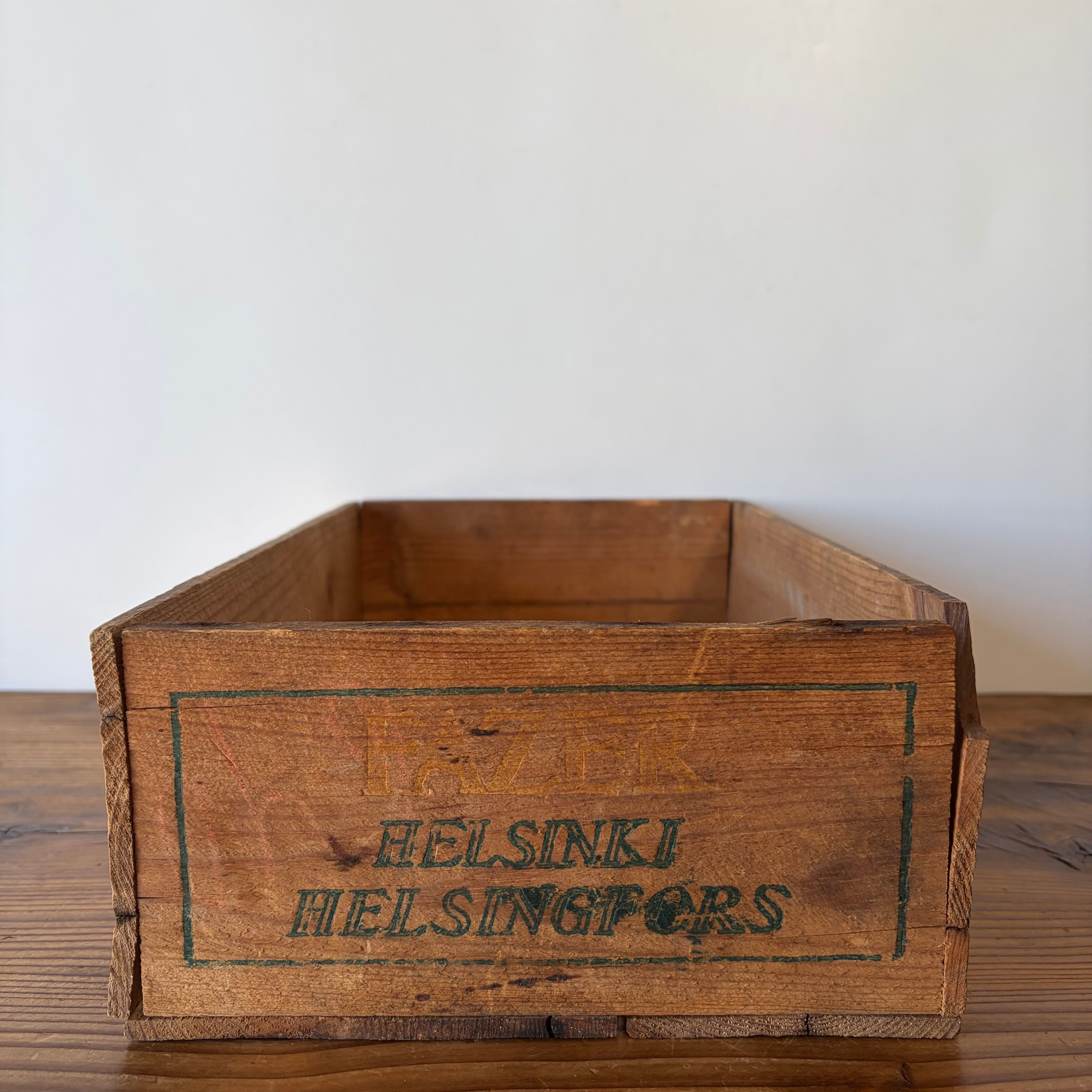 FAZER Wooden Crate | troldhaugen antiques ｜ 北欧アンティーク・古道具