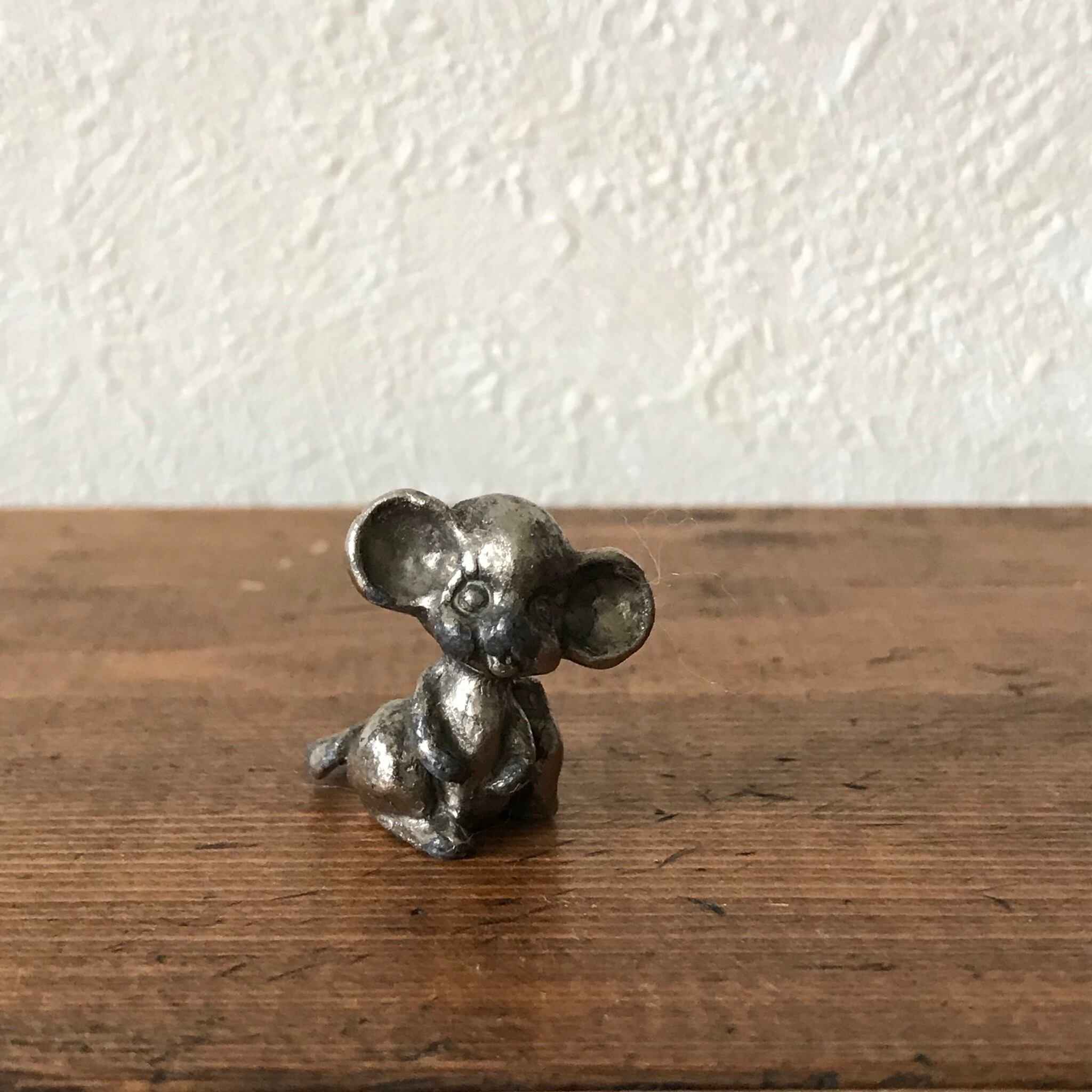 金属の子ネズミ