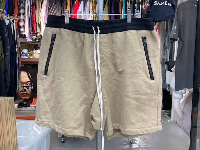 FOG ESSENTIALS SWEAT SHORTS BEIGE LARGE 28270