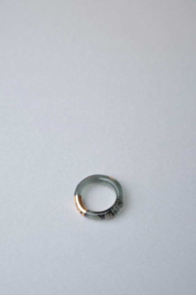 「6号」グレーと金の指輪
