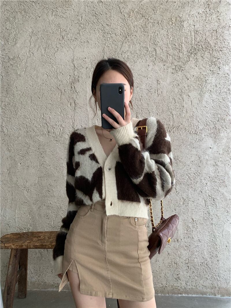 レオパードプリント柄セーター レディースショートVネックトップス スプリング薄手スタンダードスタイルカーディガンジャケット レトロ 春物 ブラックストロベリース75339994088