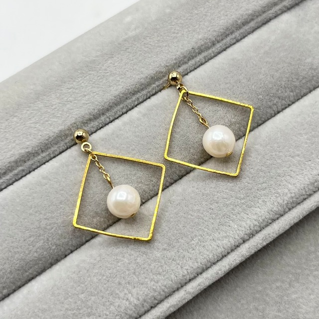 アコヤ真珠 ｰsquareｰ ピアス