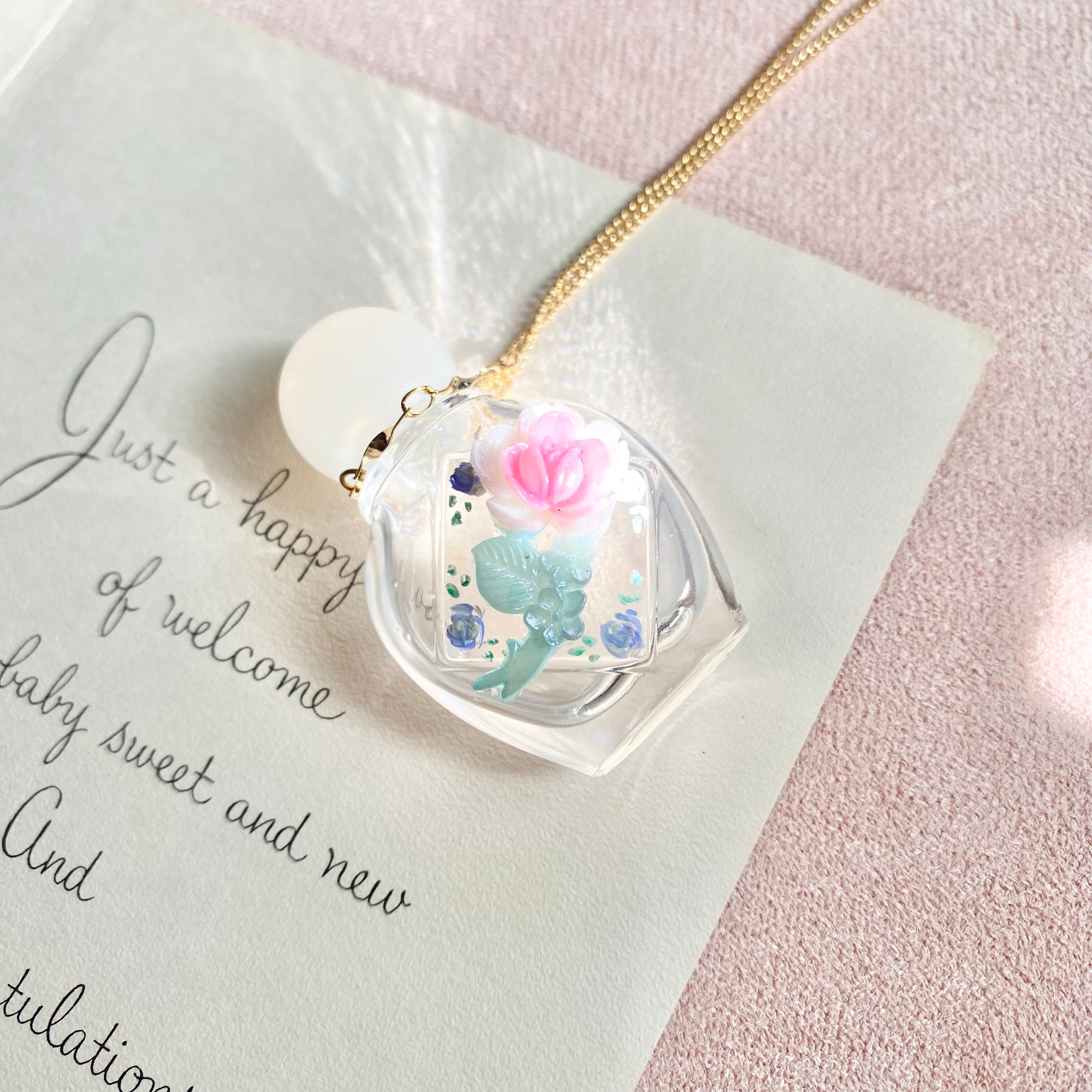 （ブルーとピンクローズ）Hand painted perfume neckless ペイント香水瓶ネックレス