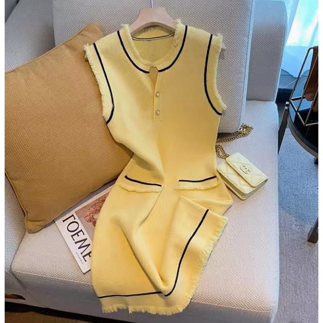 mini yellow one-piece <d101048>