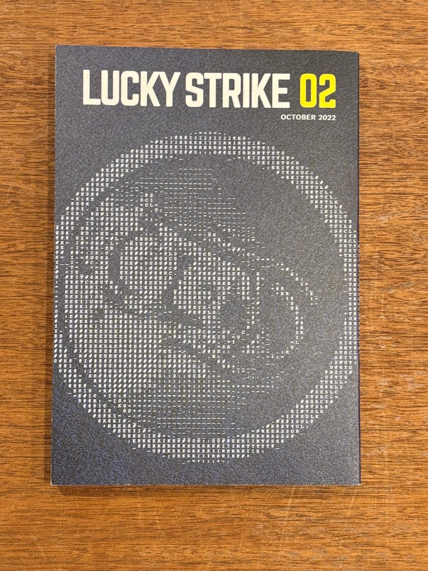 Lucky Strike AMBOSSING 2ND フォトブック ラッキーストライク『ラッキーストライク』二号 | 本屋B&B