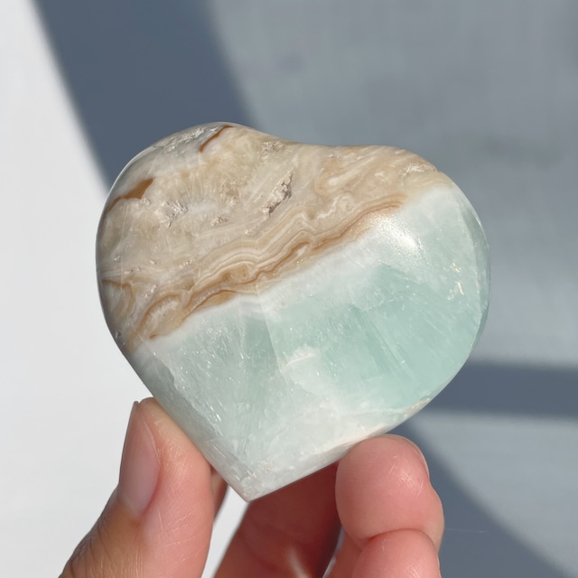 カリビアンブルーカルサイト ハート61◇Caribbian Blue Calcite◇天然石・鉱物・パワーストーン