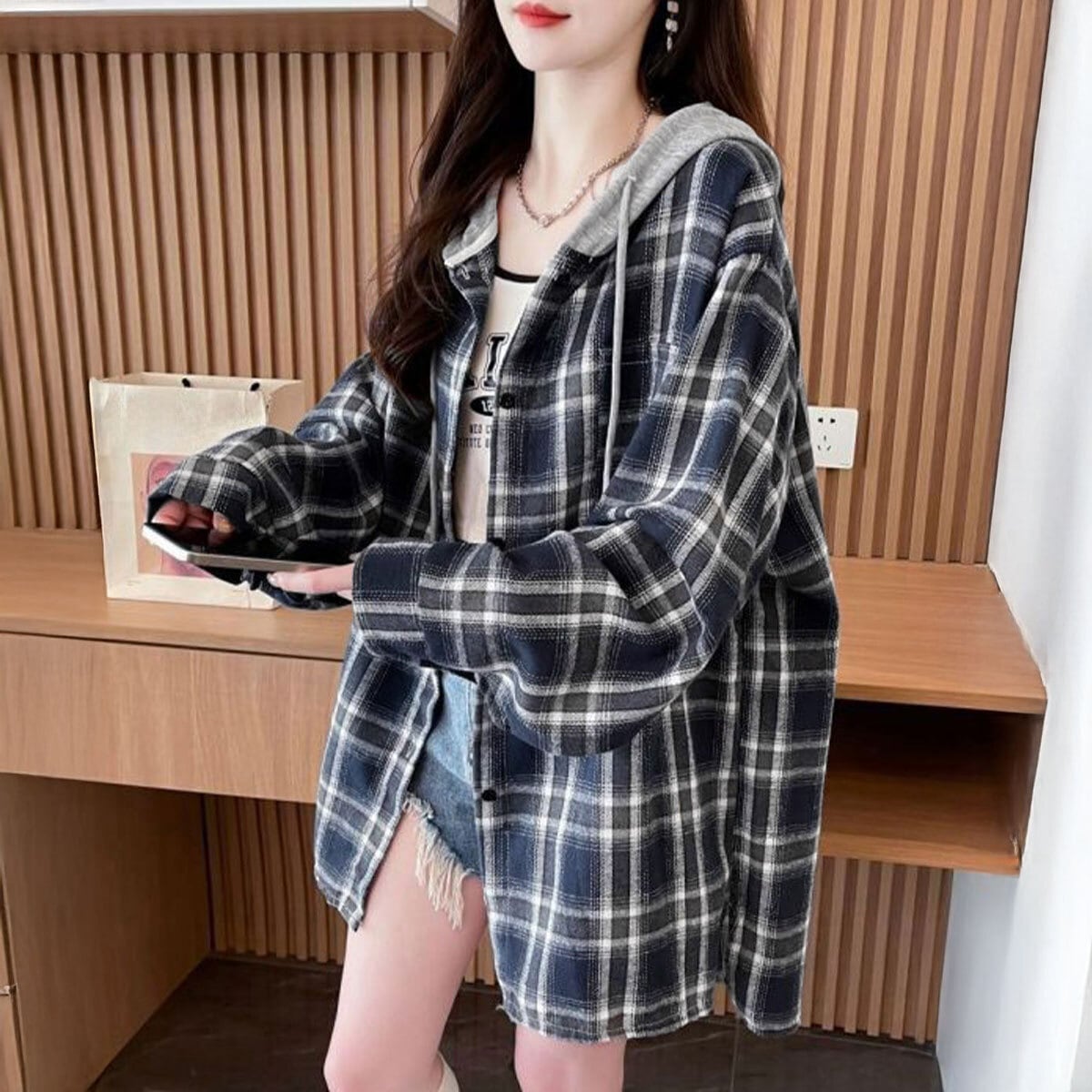 ネルシャツ フード付き 長袖 シャツ レディース 春秋冬 韓国 ライトアウター トップス おしゃれ 大人 カジュアル ストリート アメカジ レトロ 微起毛 ゆったり オーバーサイズ 大人可愛い 大人女子