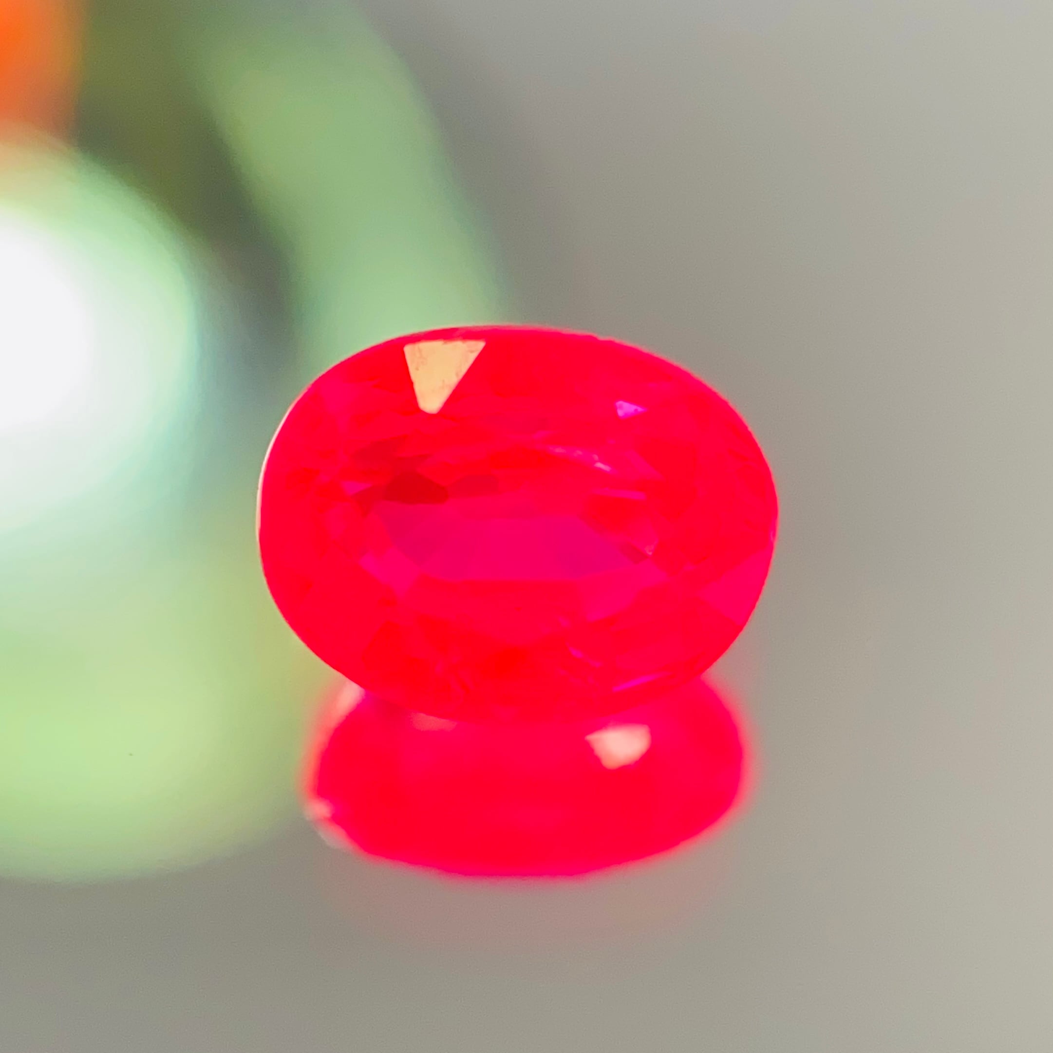 ネオンバチバチルビー