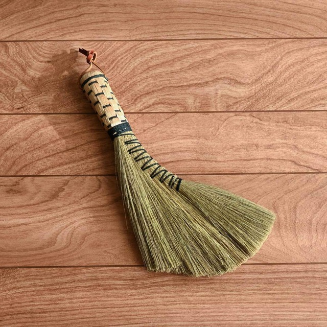 タイガーグラスの箒 BIG｜デスククリーナー 掃除グッズ 天然素材 ミニほうき ナチュラル雑貨 インテリア 雑貨店