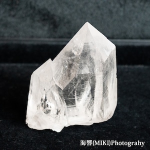 【海響(MIKI)セレクト 希少 ヒマラヤ山脈 マニハール産水晶クラスター#1】クリスタルエネルギークリアリング＆チャージ付き 浄化、保護、ヒーリング、瞑想に！ 送料無料