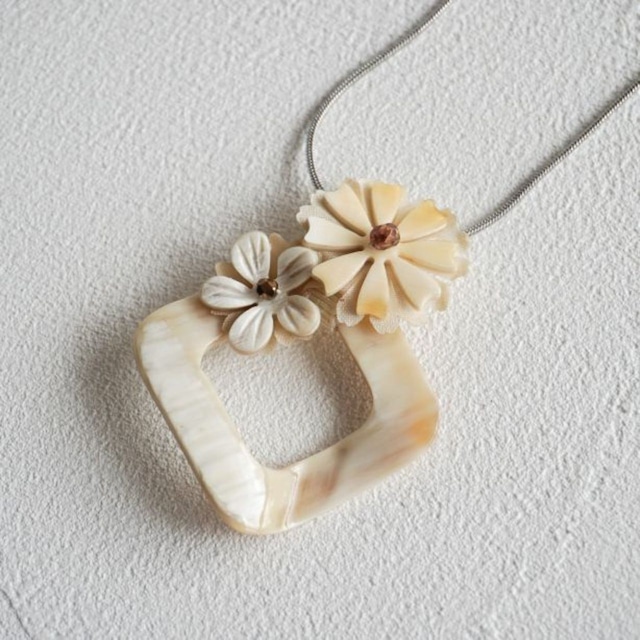 VISIOLE Petal ダイヤ