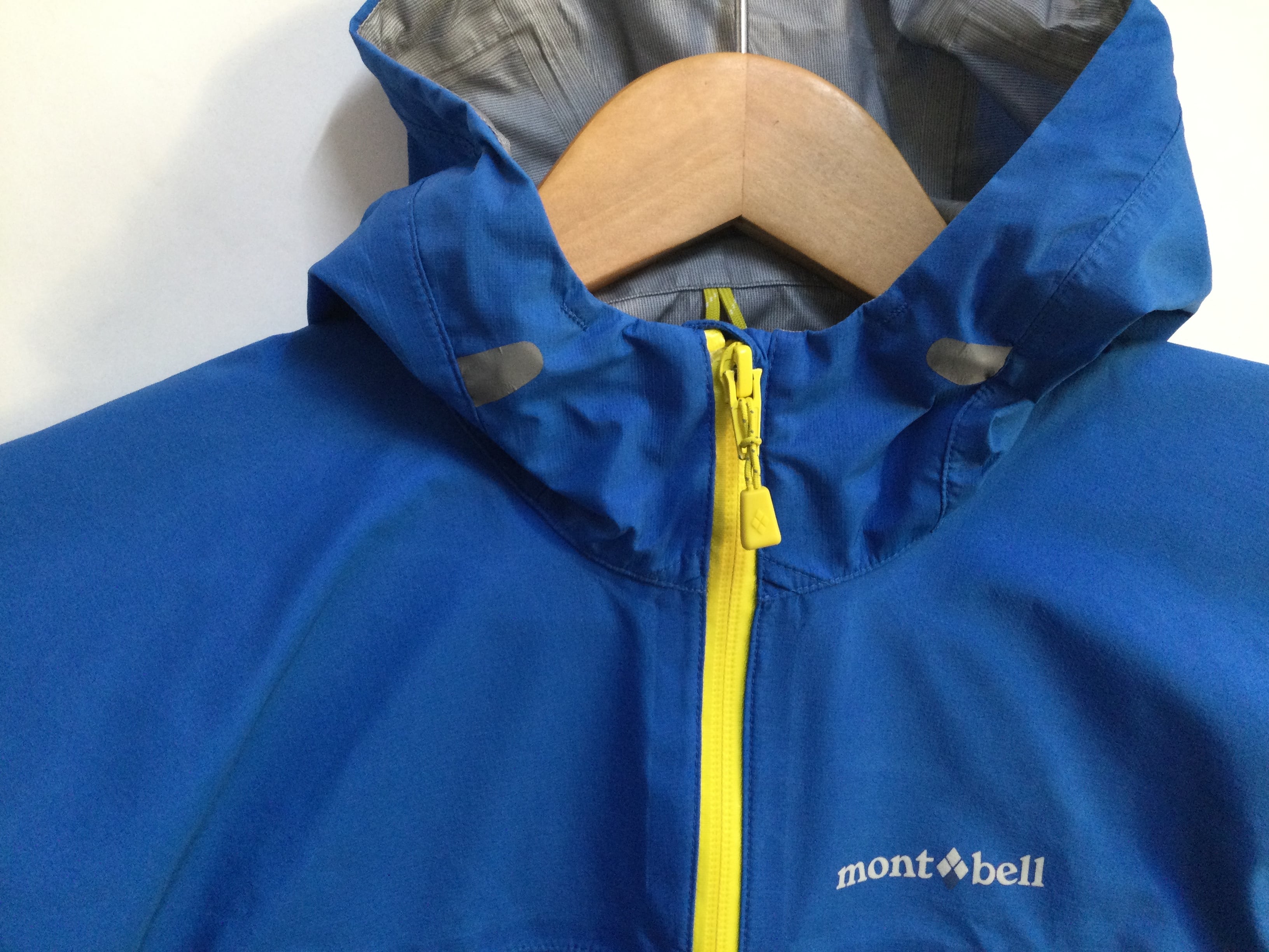 B-0488 110サイズ【mont bell / モンベル】レインウェア上下セット