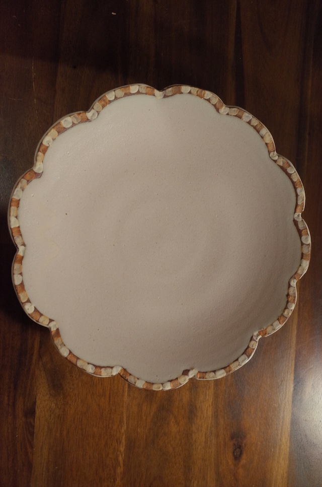 Flower Plate  / Medium / White