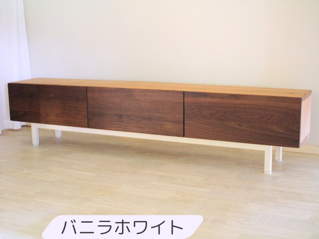 無垢材×スチール脚 テレビボード｜収納付き［幅180cm］