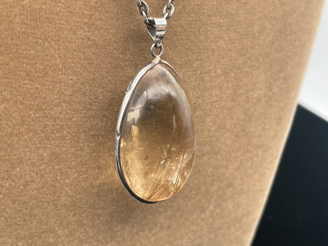 シルバーペンダントトップ（ルチルクォーツ）