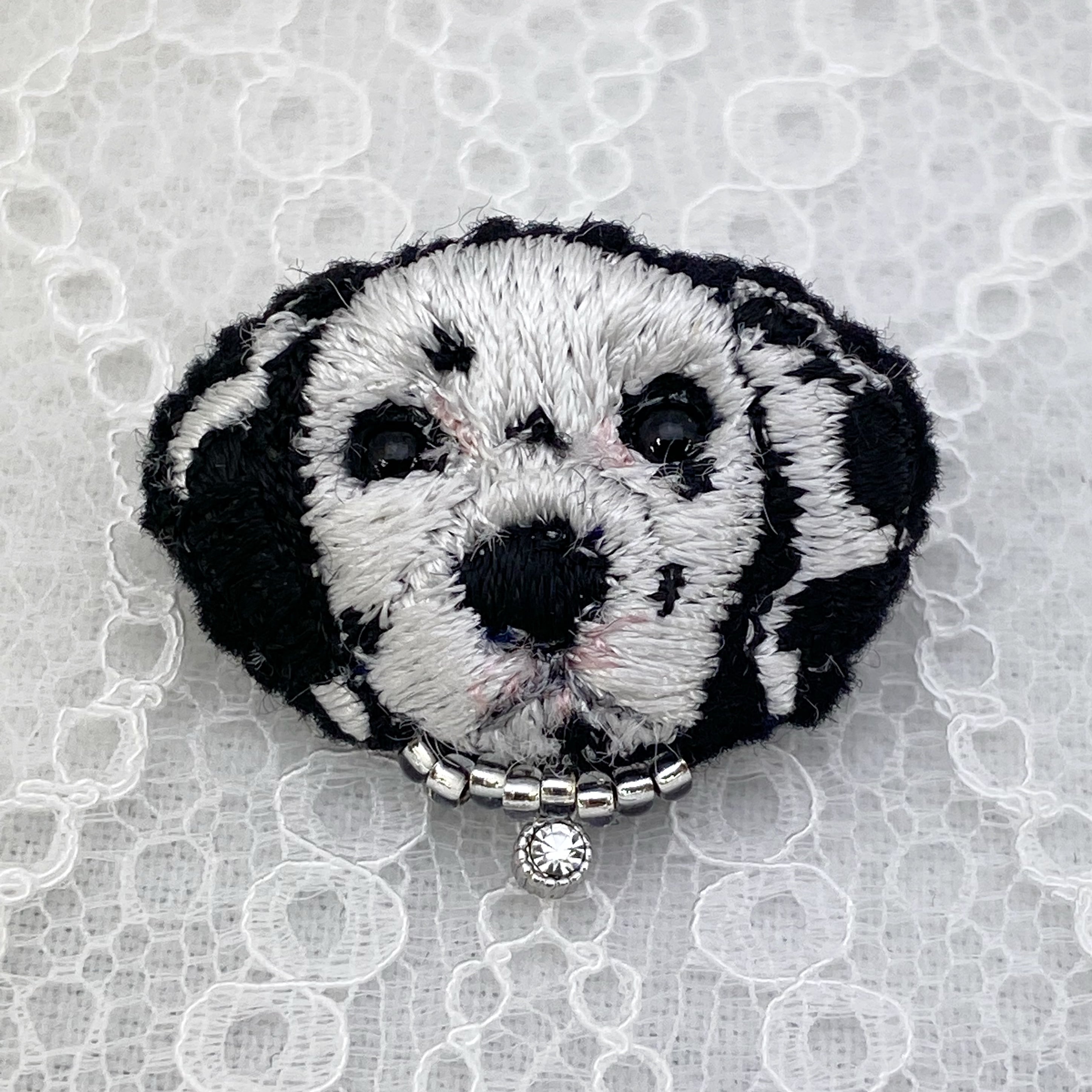 刺繍ブローチ ダルメシアン | パリス刺繍