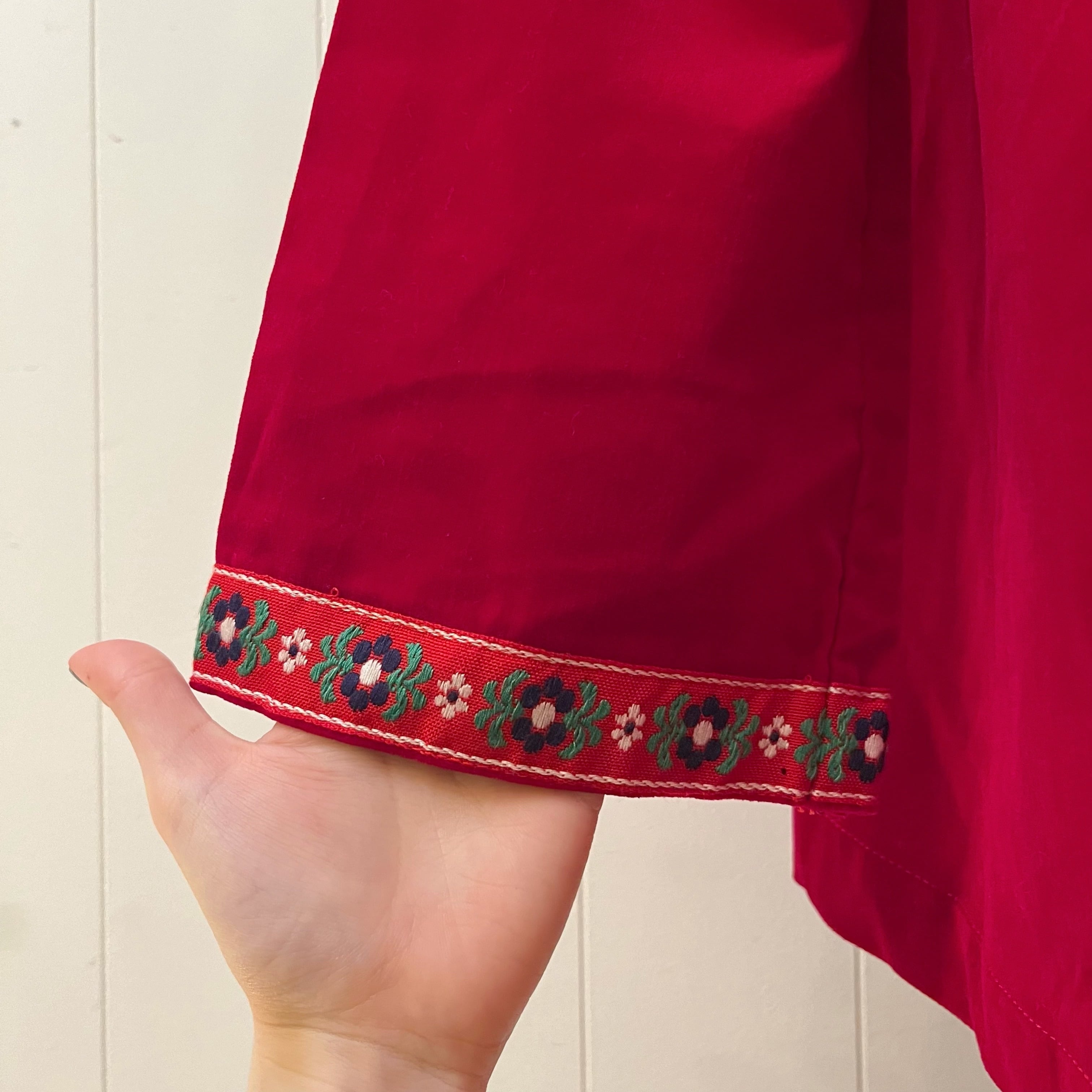 flower tyrolean tape velours blouse