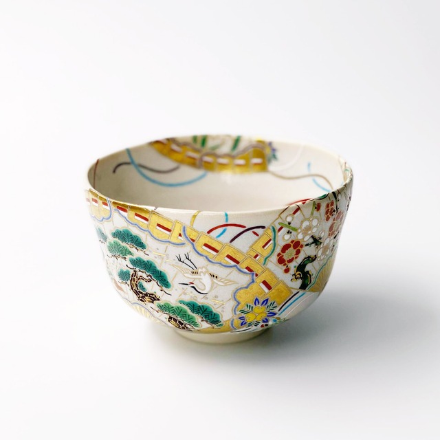 ワラ灰釉檜扇茶碗／Tea bowl,colored Japanese folding fan on straw ash glaze