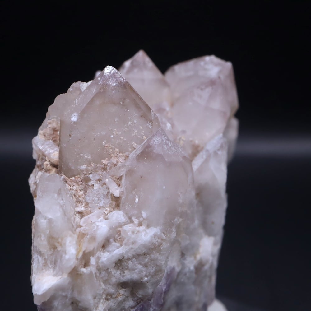 天使・神の指紋！アメジスト 紫水晶 クォーツ 67g AMT327 鉱物 原石