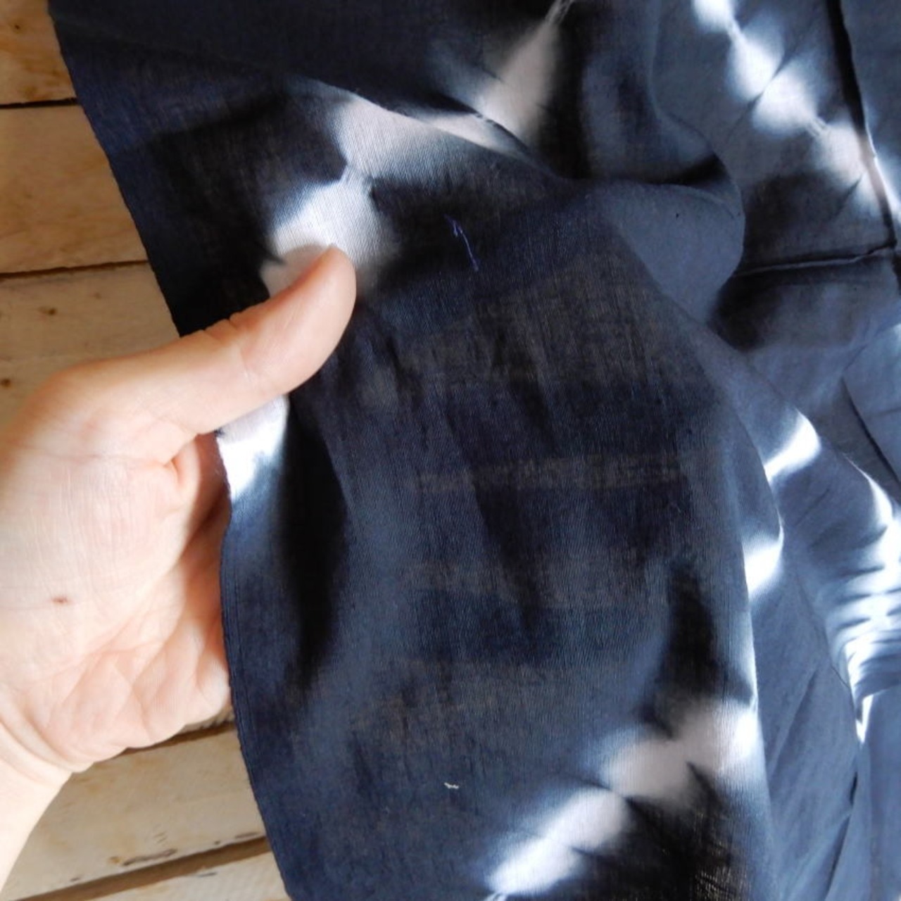 TOPANGA Homefurnishing　シボリカーテン　W110xH90cm　黒