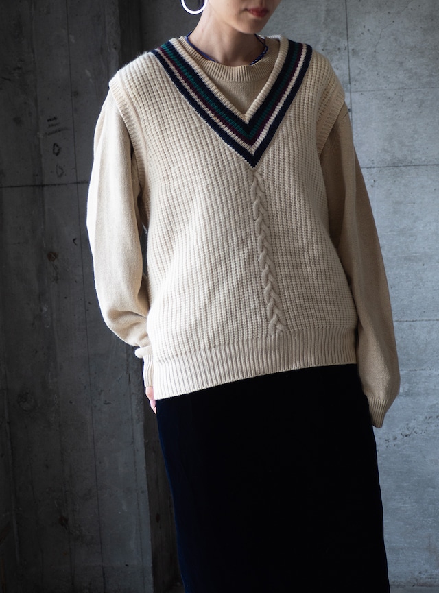 "IZOD" 1980s Cricket sweater vest