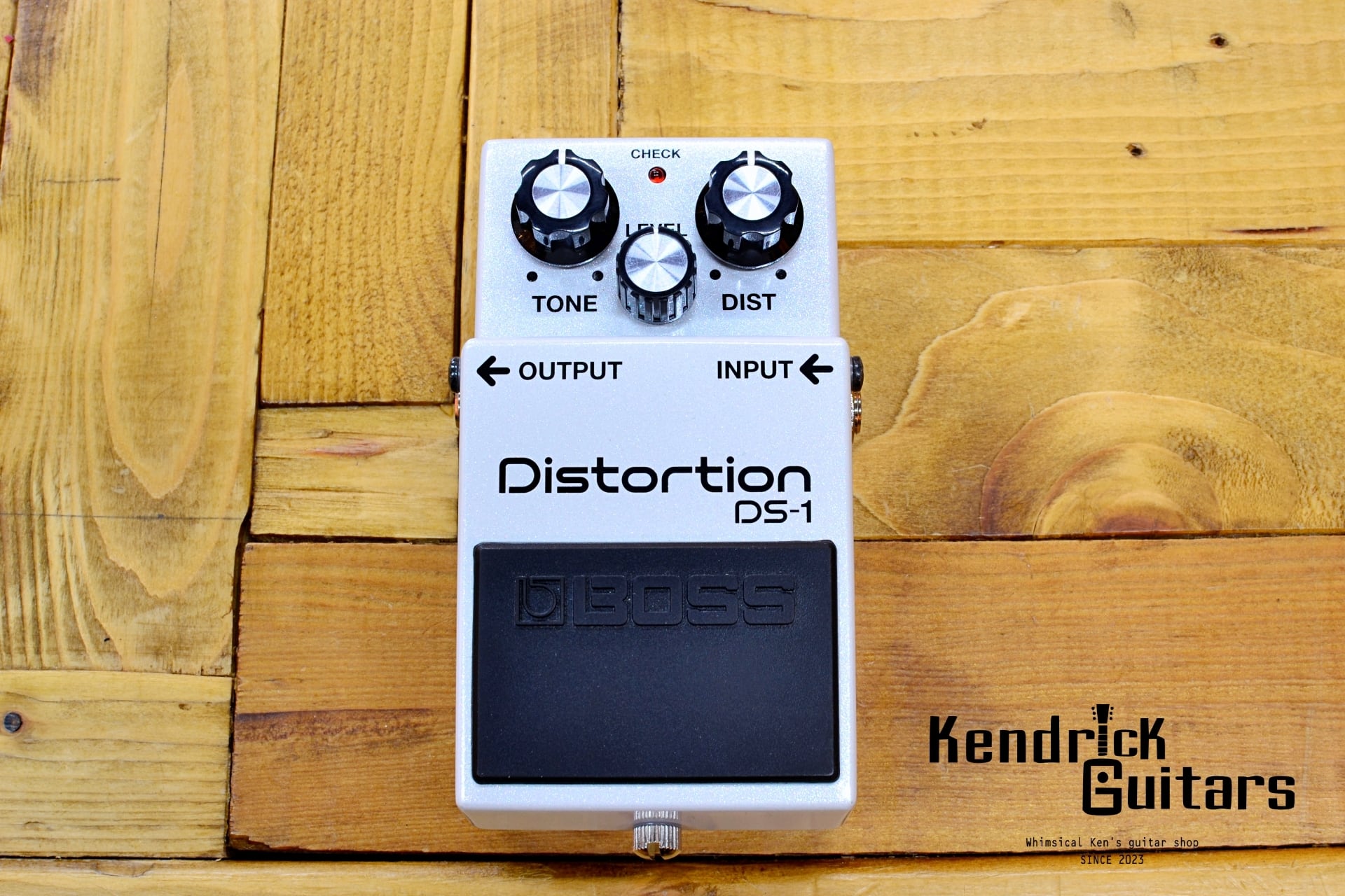 BOSS DS-1-WH Distortion | ケンドリックギターズ Kendrick Gutiars