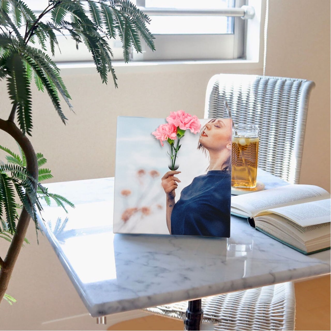 アートパネル キャンバスアート モデル カラー 一輪挿し IKEBANA IKE