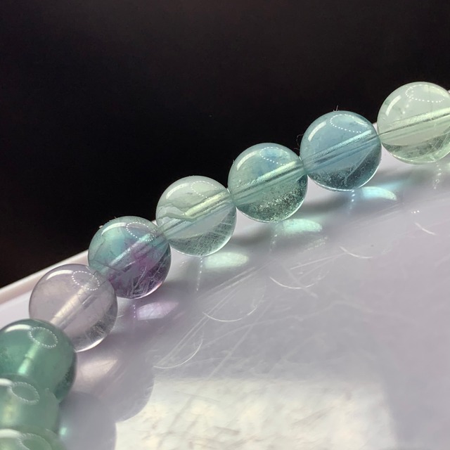 f115.透明度有り、爽やか系フローライトブレスレット