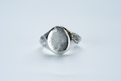 R-087 Oval signet ring olive