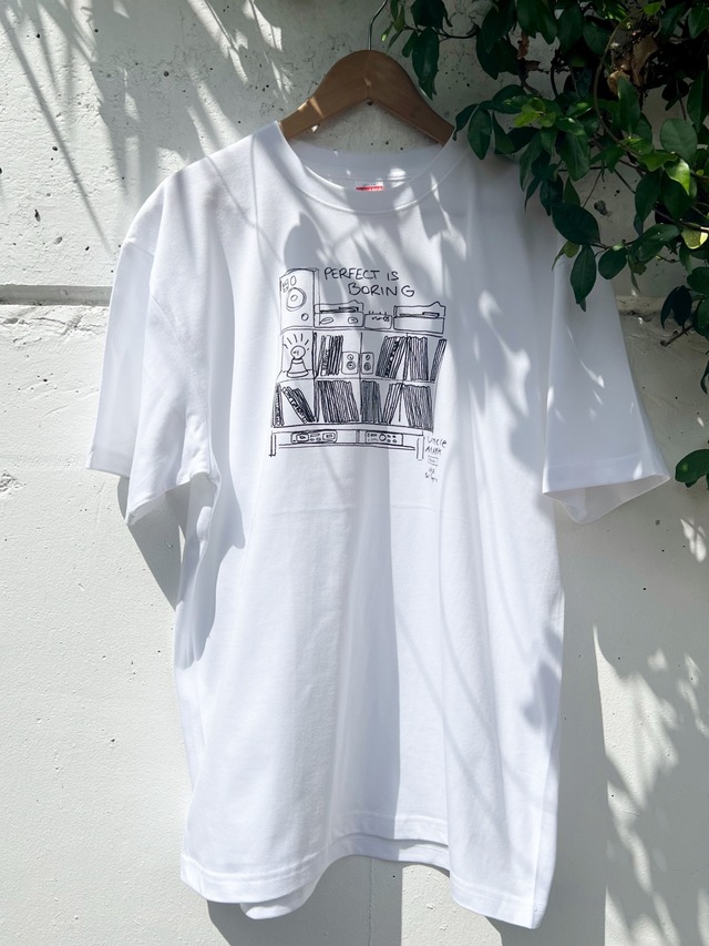 Perfect Is Boring Short White Tシャツ