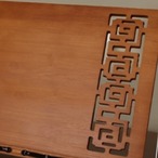 南珠読書スタンド 中空木材 読書台 ブックスタンド 中国風 幾何学模様 多機能 ノートパソコンスタンド 天然木 レーザーカット おしゃれ デスクアクセサリー