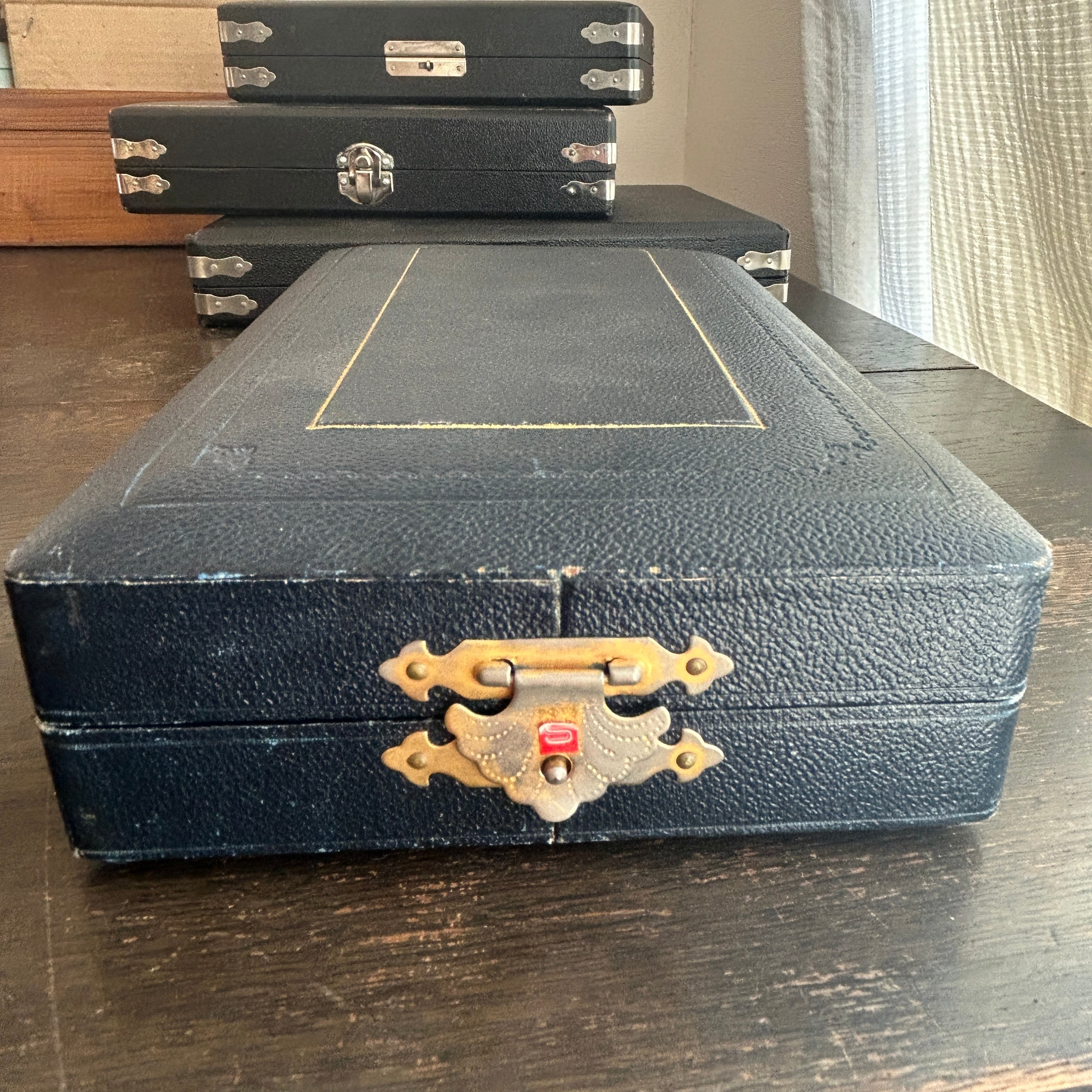 Vintage リングコレクションケースB 中型ハイカラ