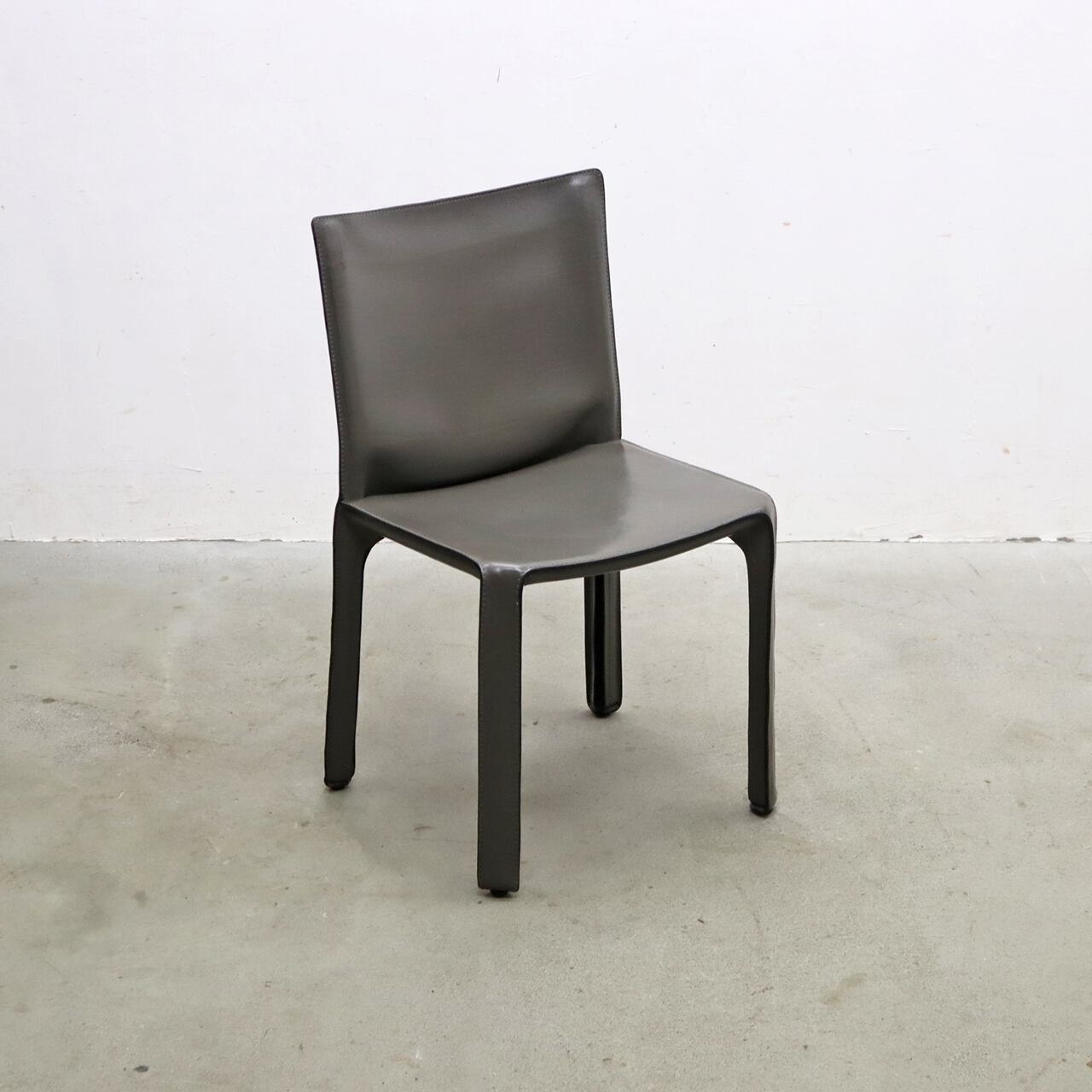 Cassina カッシーナ 412 CAB キャブチェア マリオ ベリーニ 本革  