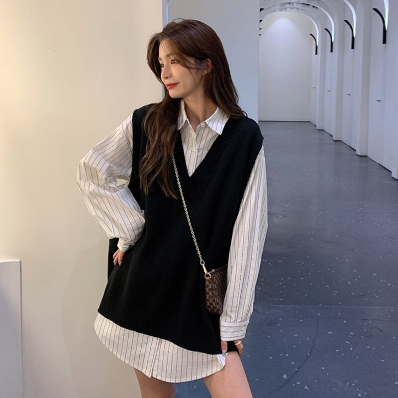 スプリングブラックニットルーズトップス Vネックオータム 春物 秋物 試着室15773957806