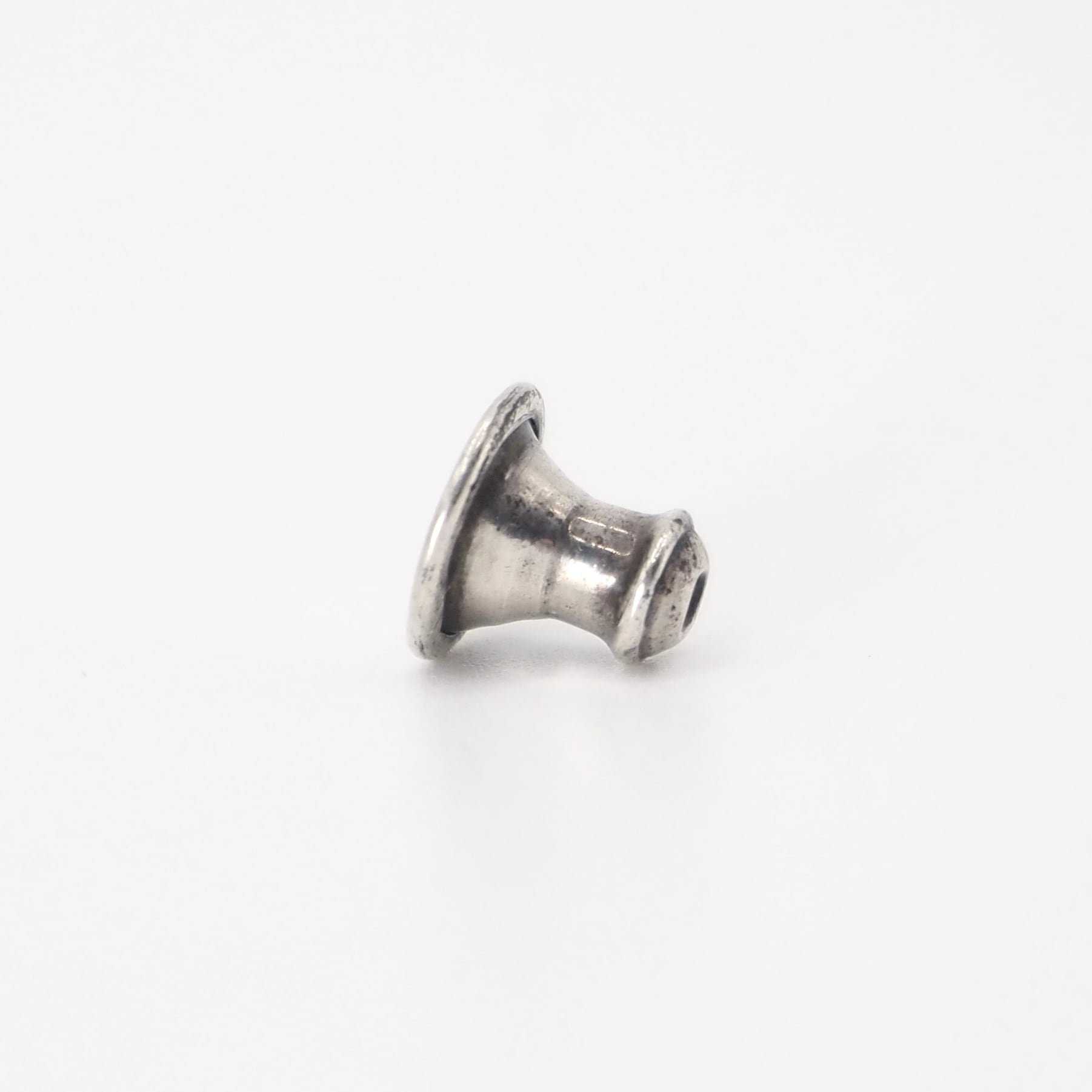 CHROME HEARTS ピラミッドスタッドピアス シルバー クロムハーツ 付属