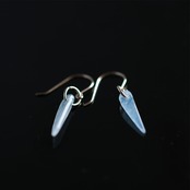 氷柱のような翡翠 一つ一つ表情が異なるピアス！ K10YG A貨翡翠 jd_mm1109_C