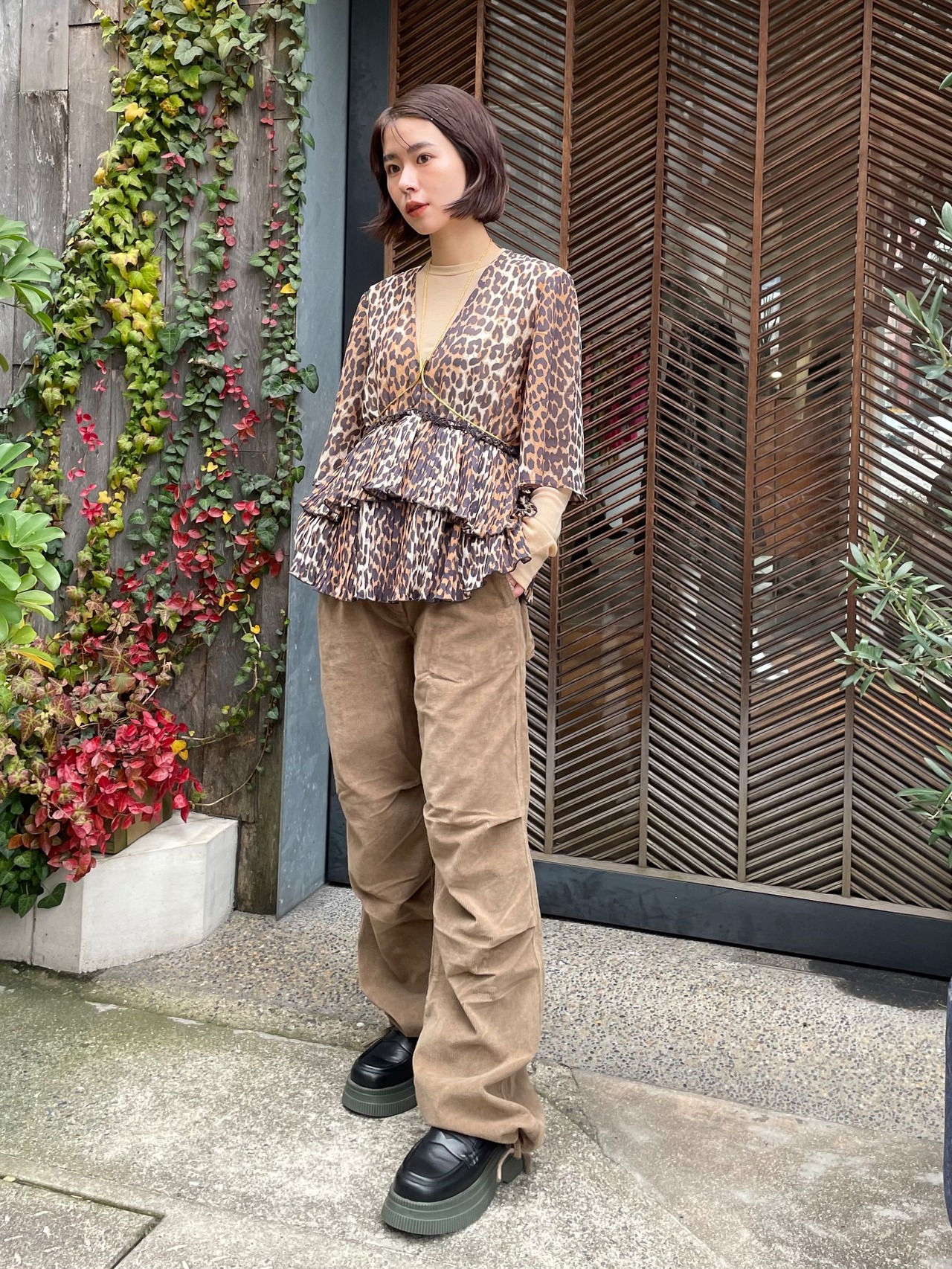 【24SS】GANNI ガニー / Brown Washed Corduroy Drawstring Trousers / パンツ - 3