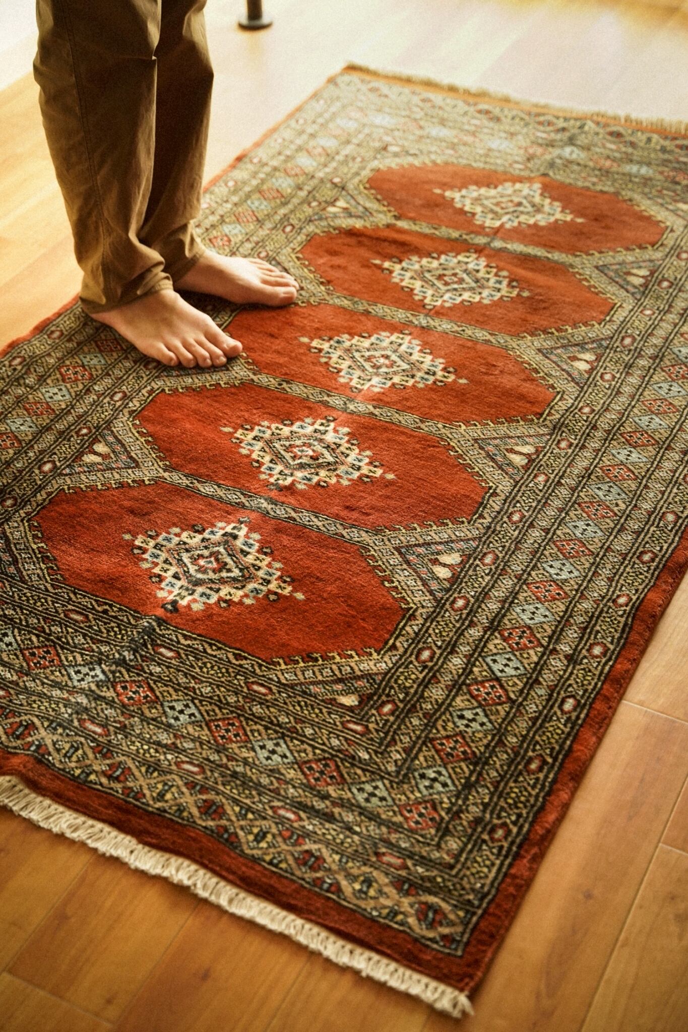 1550-Vintage Pakistan rug