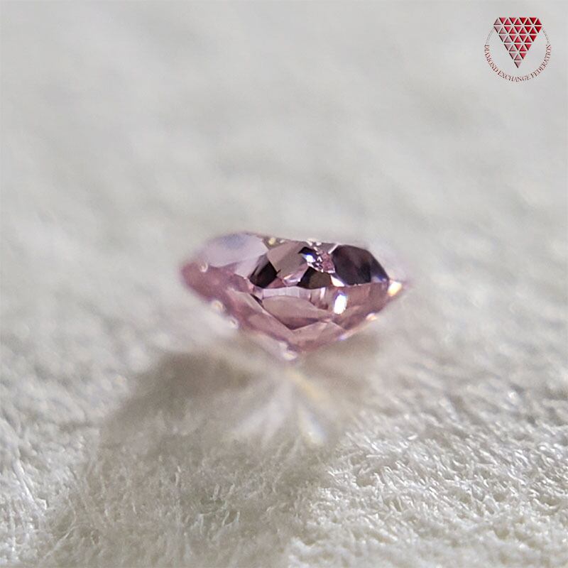 0.028 ct Fancy Intense Pink I1 AGT 天然 ピンク ダイヤモンド モデファイド ハート ブリリアント |  DIAMOND EXCHANGE FEDERATION