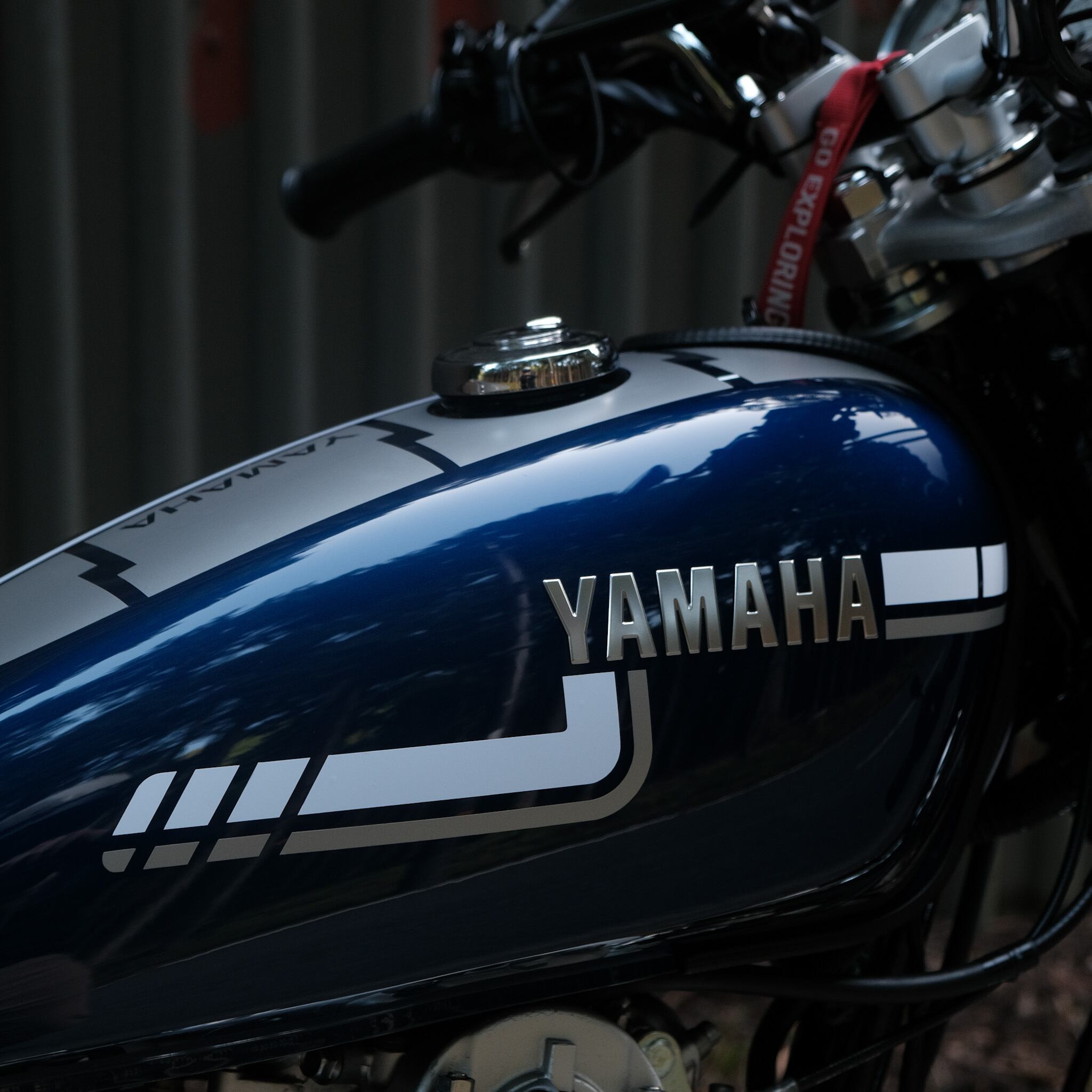 YAMAHA SR400 ガソリンタンク用サイドデカール ネオヴィンテージ