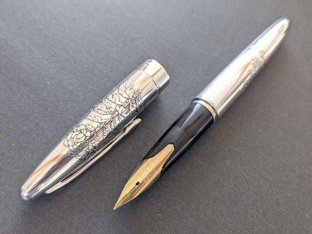 '70s　パイロット カスタム 菊　PILOT CUSTOM　（細字）　18K　　　　　02553