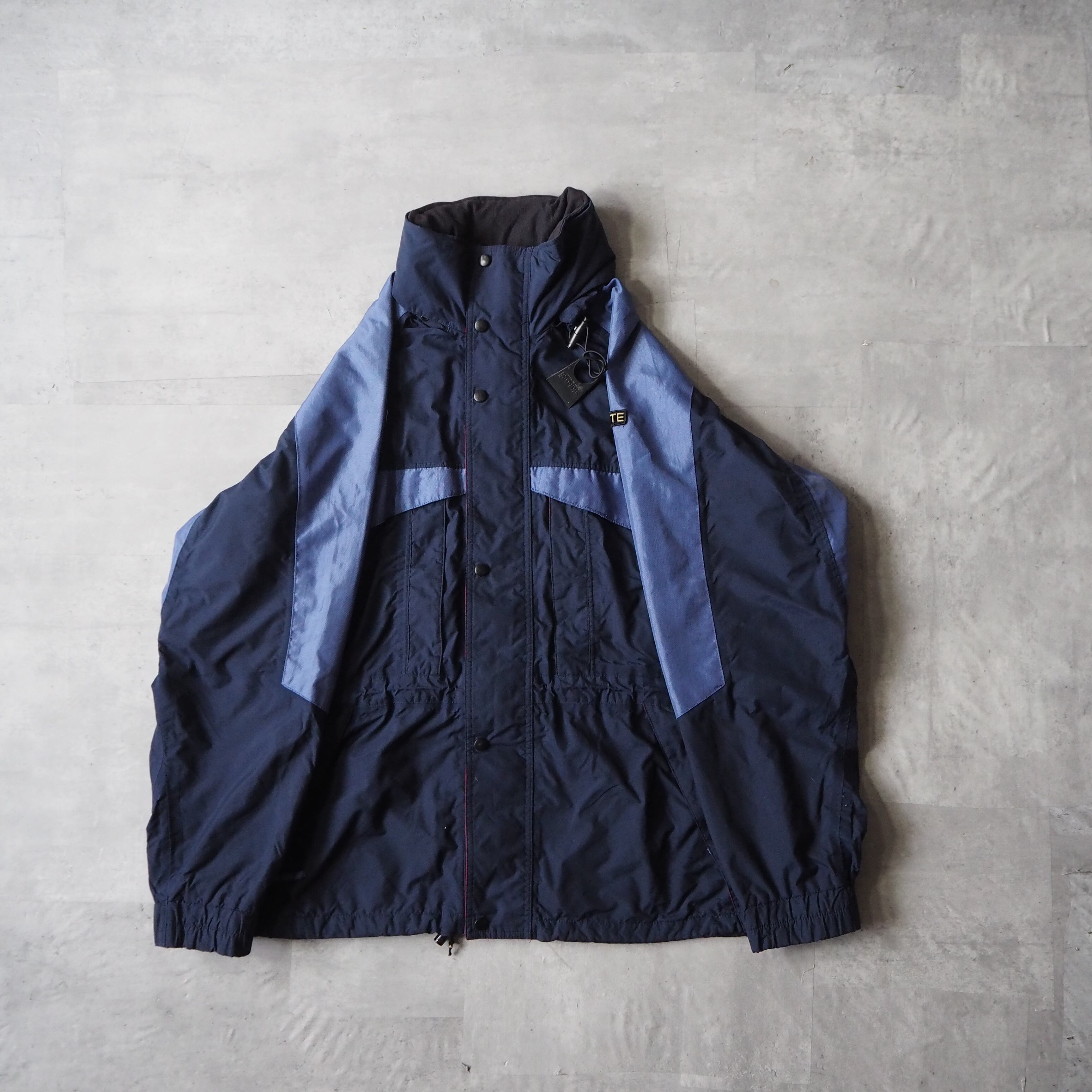 90s “DESCENTE” navy color ski wear jacket 90年代 デサント スキーウェアジャケット