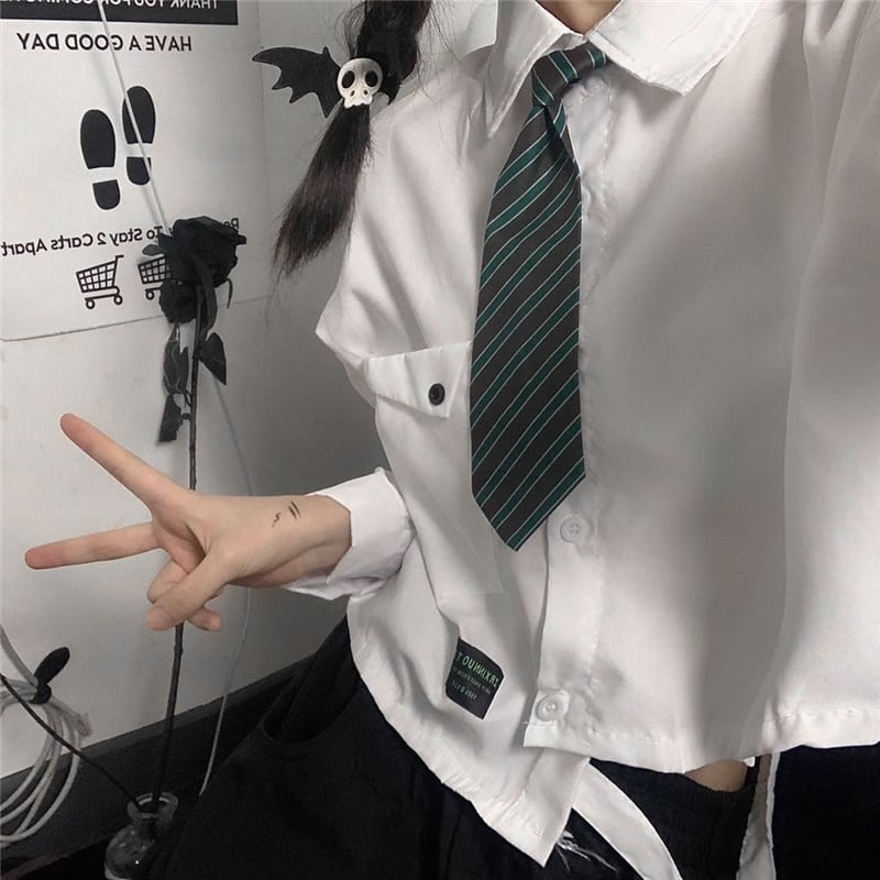都谷シリーズ ネクタイ付きシャツ 2color 黒or白 不規則 ミニ丈 セクシー 合わせやすい ブラック ホワイト Elegant