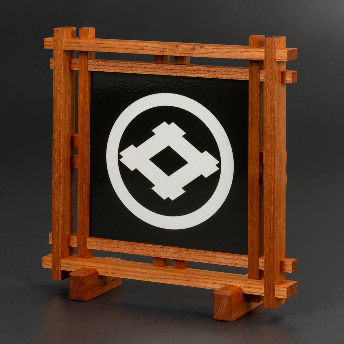 丸に井桁］組子細工の家紋パネル（28×28×10cm） | 能登もの